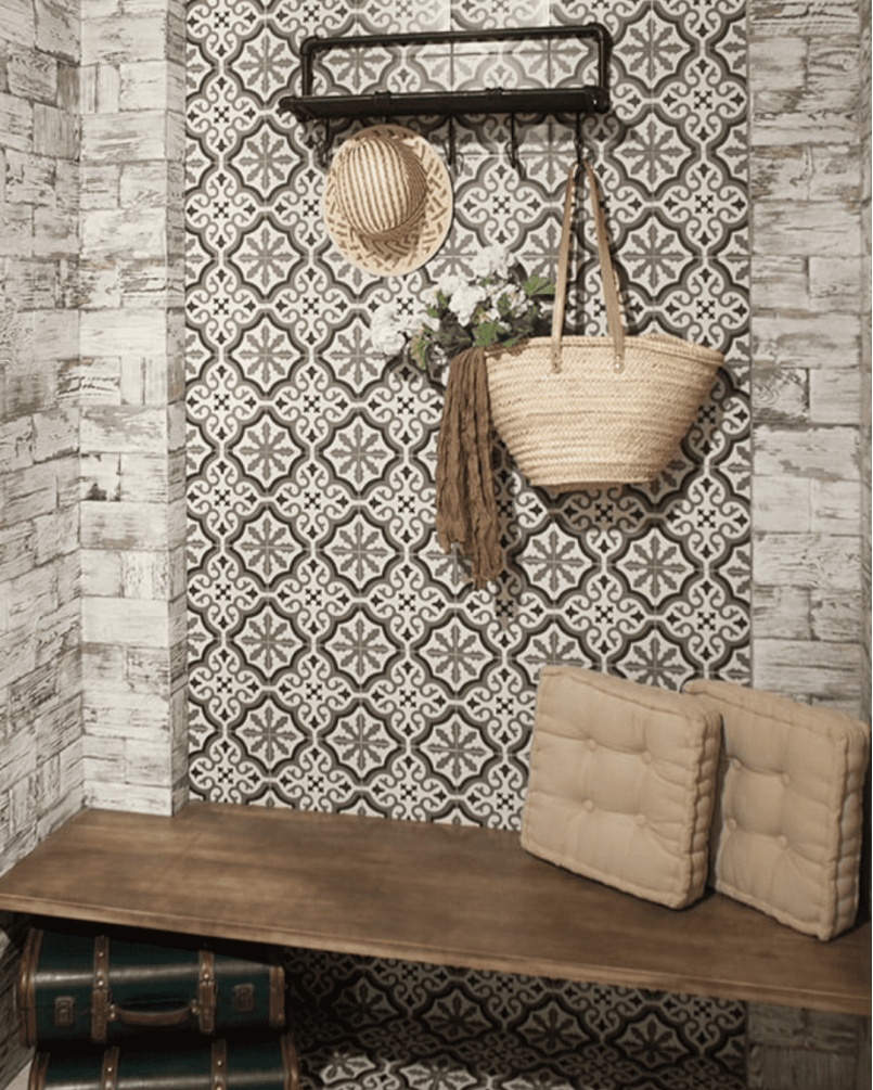 Centro Florentine White central pattern 20x20 (box of 1 m²)