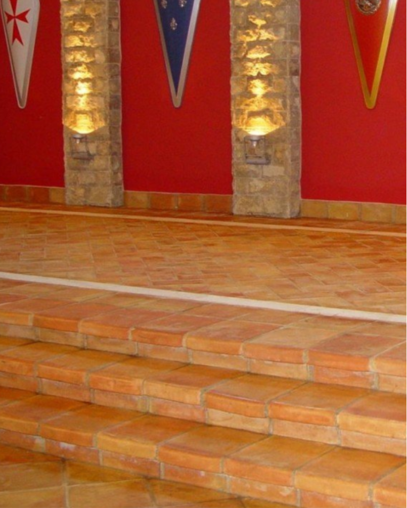 Step Handmade Natural Terracotta 30x34 (sold by the unit)